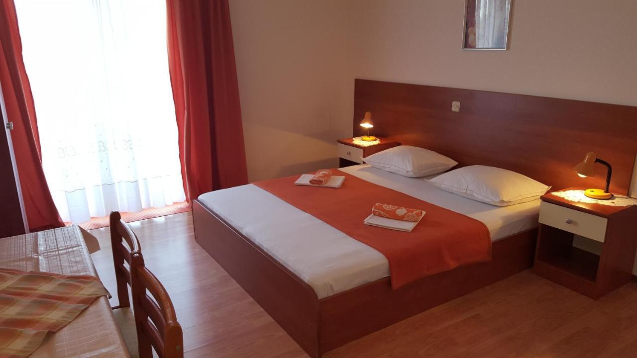 Apartments With A Parking Space Gradac, Makarska - 11332 グラダツ エクステリア 写真