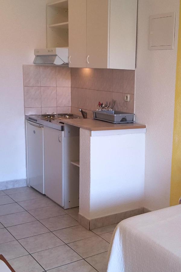 Apartments With A Parking Space Gradac, Makarska - 11332 グラダツ エクステリア 写真