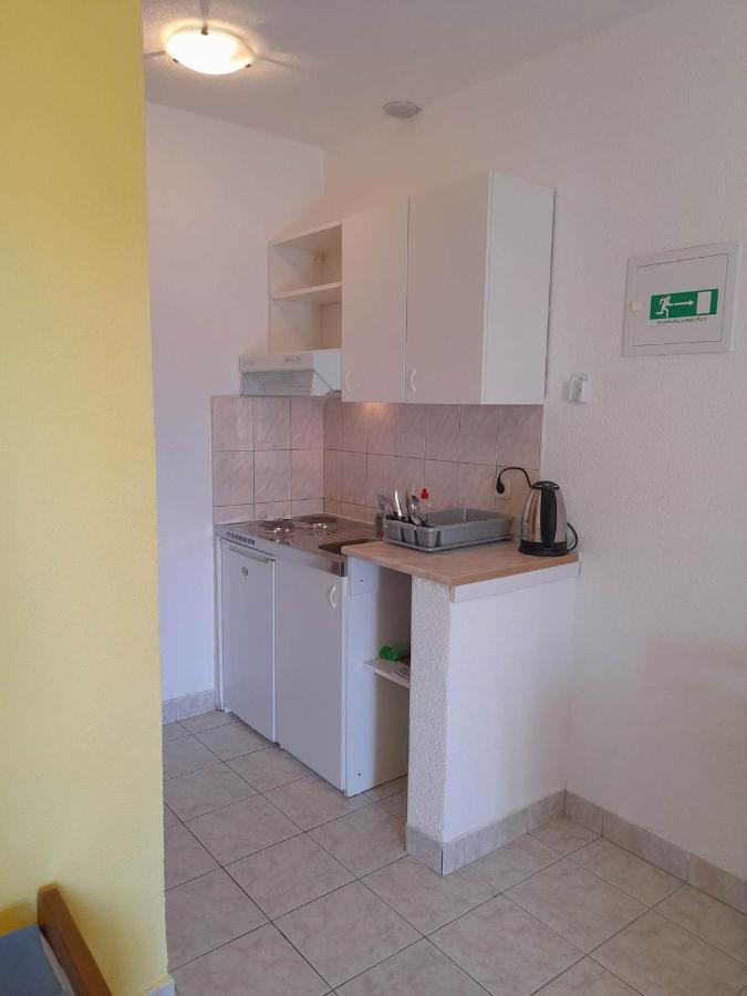 Apartments With A Parking Space Gradac, Makarska - 11332 グラダツ エクステリア 写真