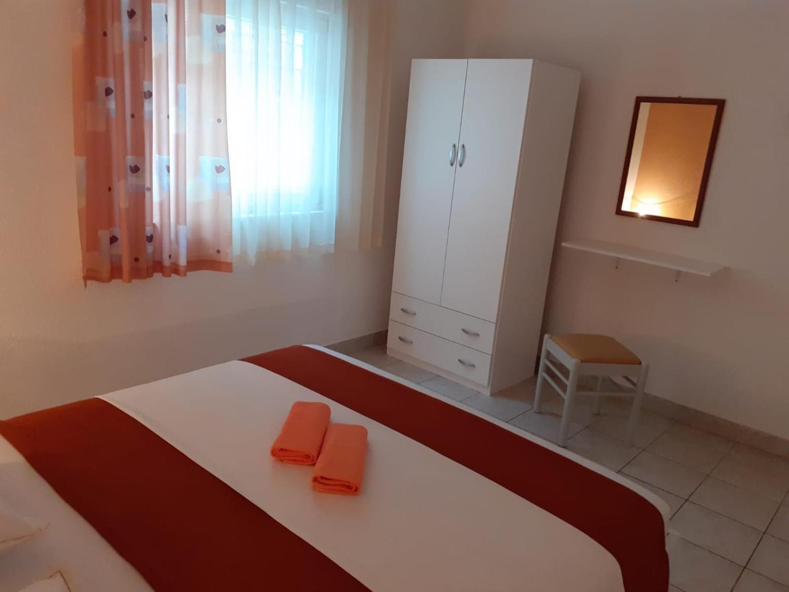 Apartments With A Parking Space Gradac, Makarska - 11332 グラダツ 部屋 写真